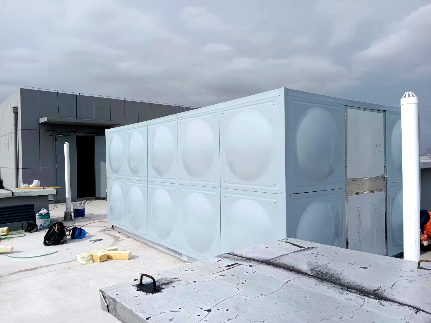 泵箱一体稳压消防水箱